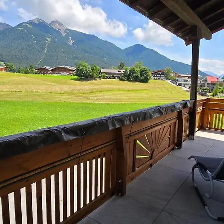 Apartment Haus Wiesenruh - Amazing Views & Setting Seefeld in Tirol