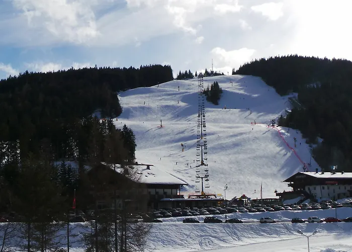 Apartment Haus Wiesenruh - Amazing Views & Setting Seefeld in Tirol