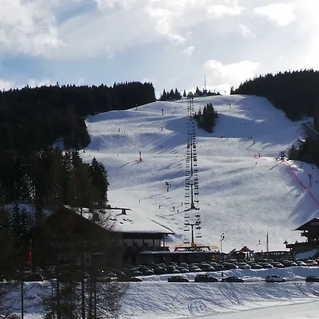 Apartman Haus Wiesenruh - Amazing Views & Setting Seefeld in Tirol