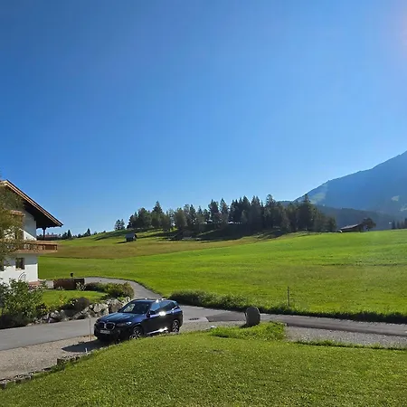 Апартаменты Haus Wiesenruh - Amazing Views & Setting