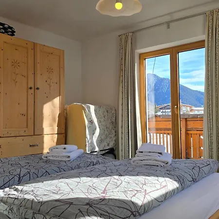 Haus Wiesenruh - Amazing Views & Setting Апартаменты Зеефельд в Тироле